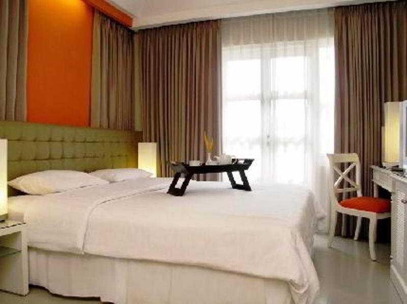 Ciputra Golf, Club & Hotel Surabaya Værelse billede