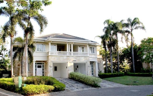 Ciputra Golf, Club & Hotel Surabaya Værelse billede