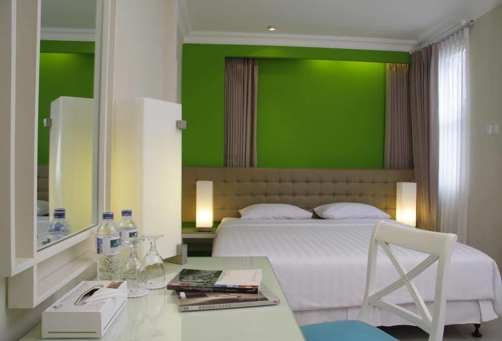 Ciputra Golf, Club & Hotel Surabaya Eksteriør billede