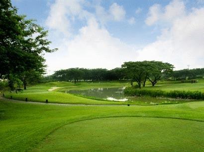Ciputra Golf, Club & Hotel Surabaya Eksteriør billede